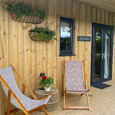 بيت للعطل Meadows